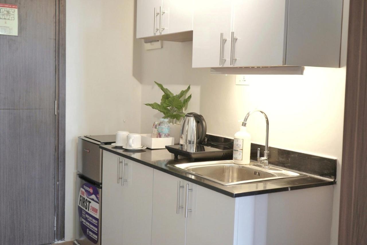 Quince Studio W/ Balcony Orochi Staycation Ph At Loop Tower Cdo 카가얀드오로 외부 사진