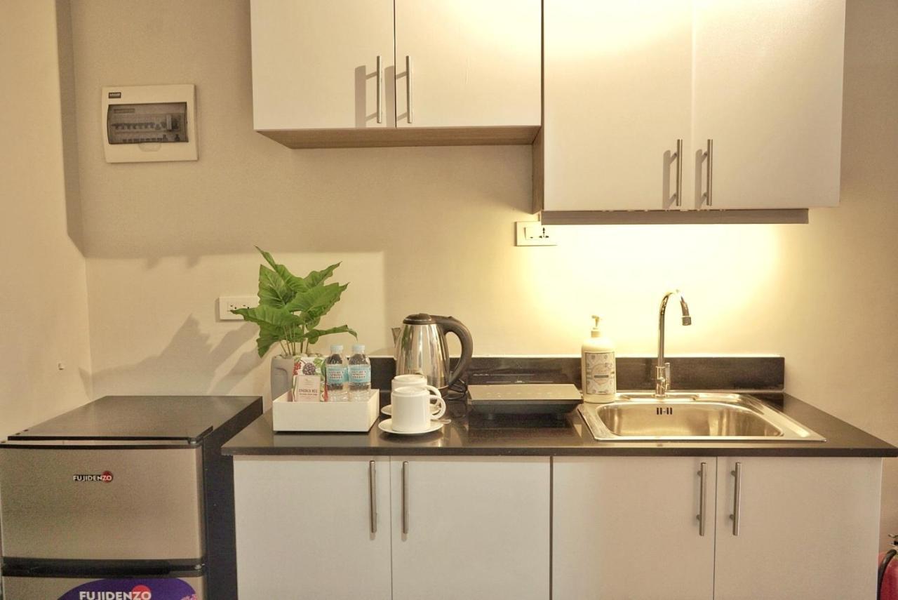 Quince Studio W/ Balcony Orochi Staycation Ph At Loop Tower Cdo 카가얀드오로 외부 사진